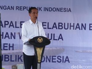 Perintahkan Menhub Bangun Bandara Halmahera, Jokowi: 2 Tahun Jadi Perintahkan Menhub Bangun Bandara Halmahera, Jokowi: 2 Tahun Jadi