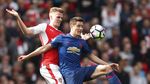Arsenal Kalahkan MU 2-0 di Emirates Stadium
