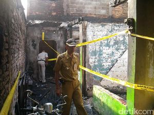 Begini Kondisi 4 Rumah di Jatinegara yang Hangus Terbakar
