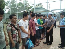 Polres Kampar Serahkan 10 Napi Kabur ke Lapas di Bangkinang