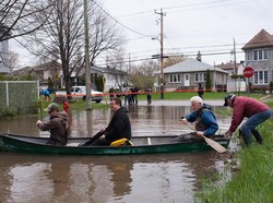 Banjir Picu Situasi Darurat di Montreal, 1.200 Tentara Dikerahkan