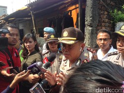 Kapolres Jaktim Fanboy Apple?