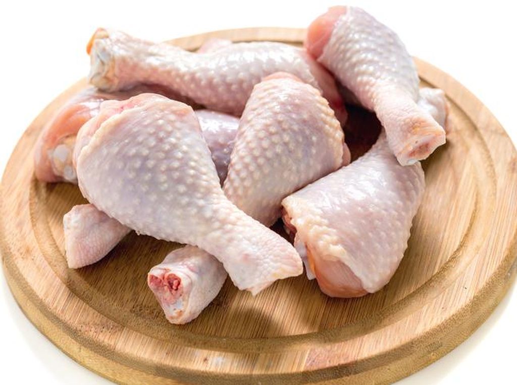 Dilema Saat Makan Ayam, Kulitnya Dibuang atau Dimakan? Dilema Saat Makan Ayam, Kulitnya Dibuang atau Dimakan?