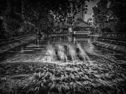 kincir di tengah kota