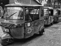 Moda Transportasi yang mulai lesu