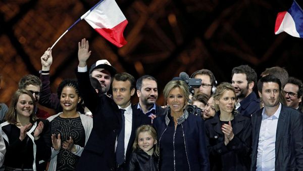 Macron Rayakan Kemenangan Pilpres Prancis