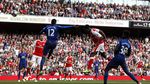 Arsenal Kalahkan MU 2-0 di Emirates Stadium