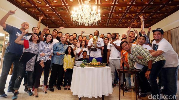 Pesta Pelita Jaya Berlanjut di Simprug