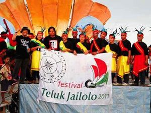 Festival Teluk Jailolo Tampilkan Beragam Kearifan Lokal