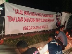 Lilin dan Doa Warga Kupang NTT untuk Ahok