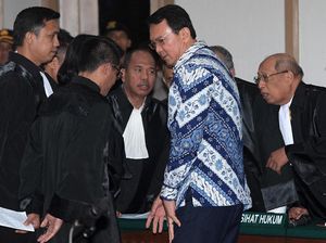 Tim Pengacara Ahok Datangi Pengadilan Tinggi DKI