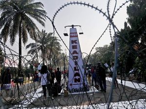 Tugu Keadilan untuk Ahok