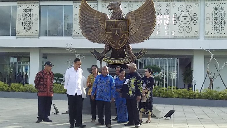 Jokowi Resmikan PLBN Skouw, Pintu Masuk RI dari PNG