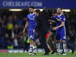 Fabregas dan Chelsea yang Sama-Sama Pantang Menyerah