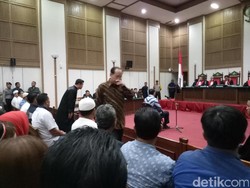 Ketua DPRD DKI dan Djan Faridz Hadiri Sidang Vonis Ahok