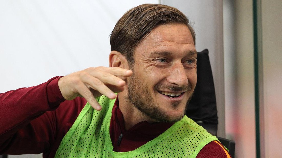 Eks Pemain Roma Francesco Totti (Foto: Getty Images/Marco Luzzani)
