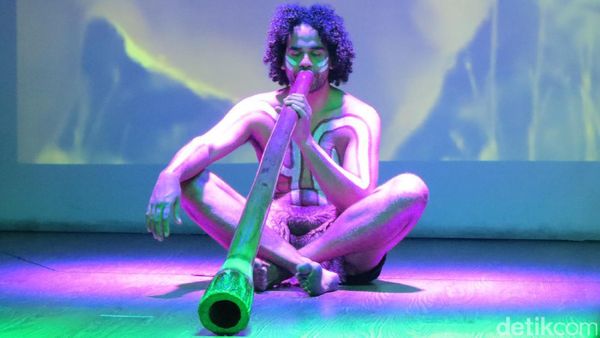 Bumerang yang Tidak Balik Lagi & Terompet Unik Australia