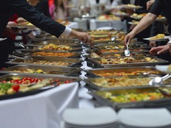 UEA Buat Kampanye Baru untuk Atasi Pemborosan Makanan Selama Ramadan