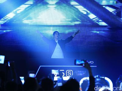 Kharisma Al Saat Nge-DJ