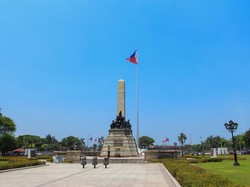 Rizal Park, Taman Indah Di Tengah Kota Manilla