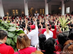 Rayuan Pulau Kelapa #Paduansuarabalaikota Jadi Viral