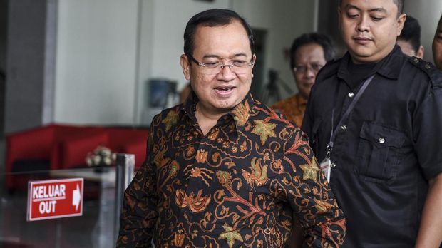 Gaji BPIP Picu Polemik, Jokowi Diminta Berkaca Pada Mahathir