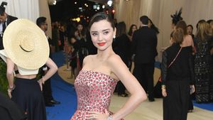 Foto: 15 Gaya Paling Seksi Miranda Kerr di Red Carpet