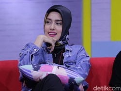 Lebaran Sebentar Lagi! Fairuz A Rafiq Berburu Baju Lebaran