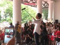 Merinding! Begini Suasana Addie MS Saat Jadi Konduktor di Balai Kota