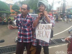 Relawan Ahok dari Balai Kota dan Cipinang Pindah ke Mako Brimob