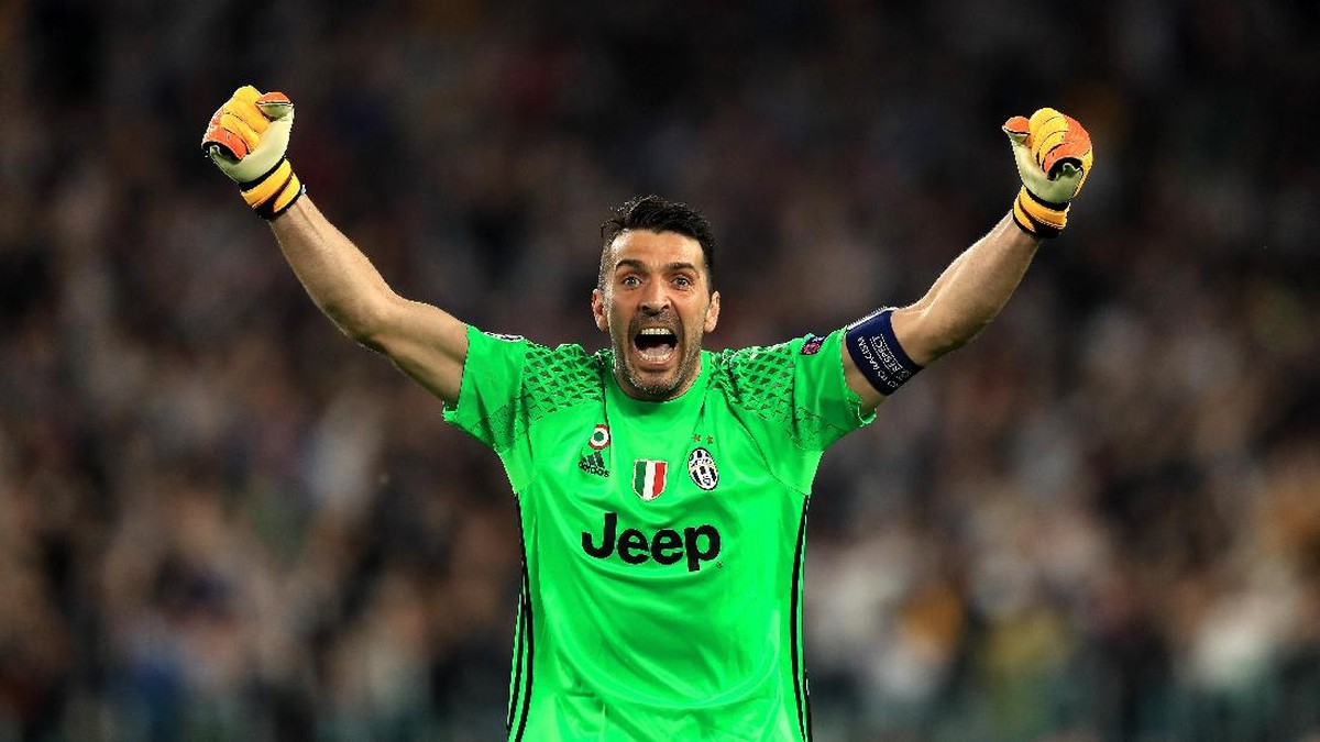 Kiper sekaligus kapten Juventus Gianluigi Buffon merayakan kemenangan atas AS Monaco. (Foto: Getty Images Sport/Richard Heathcote)
