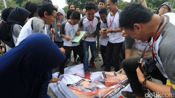 Anak Muda Kampanye Anti Tembakau