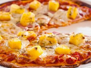 Para Chef Angkat Bicara Soal Kontroversi Nanas sebagai Topping Pizza Para Chef Angkat Bicara Soal Kontroversi Nanas sebagai Topping Pizza