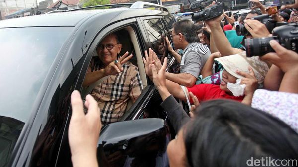 Roy Marten dan Sys NS Gagal Jenguk Ahok di Mako Brimob