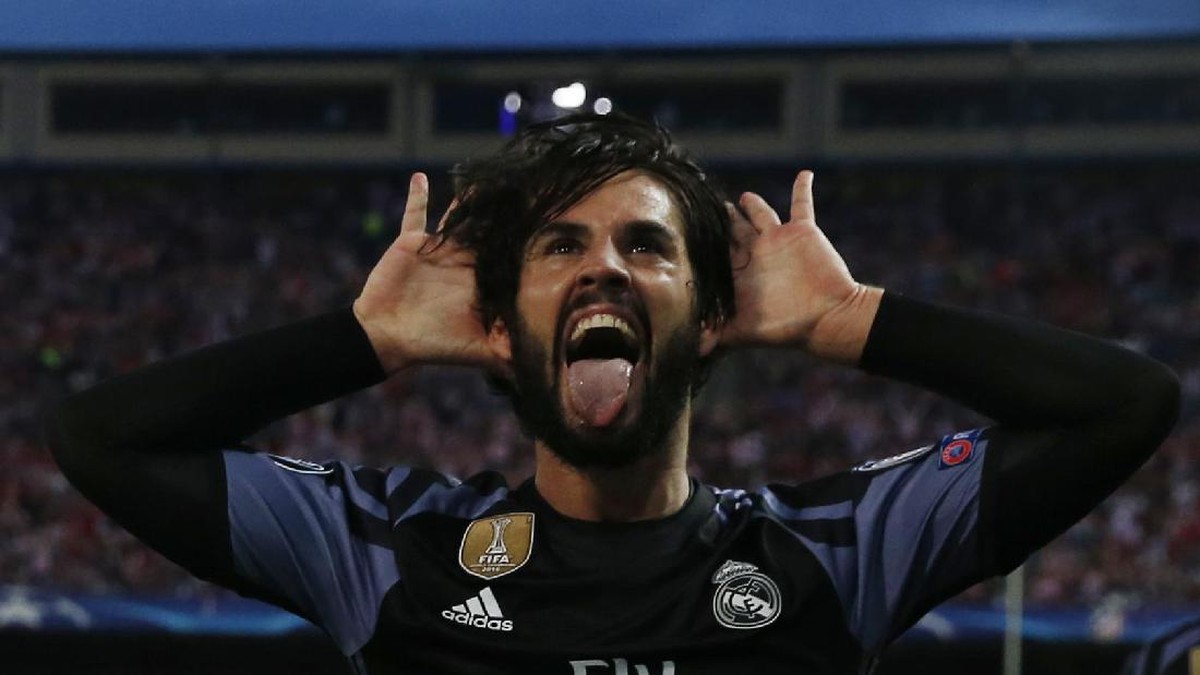 Isco puas betul dengan performanya di musim 2016-17. Foto: Reuters / Sergio Perez Livepic