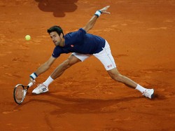 Djokovic Maju ke Perempatfinal, Murray Angkat Koper