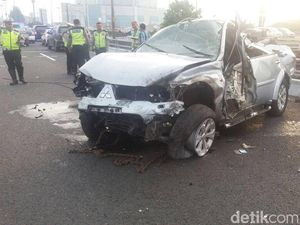 Penumpang Pajero yang Kecelakaan di Tol Terlempar dari Atas Flyover