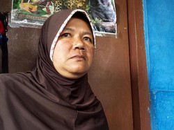 Ambil Cacing Dipenjara, Istri: Rumah Kami Dikepung 10 Polisi Hutan