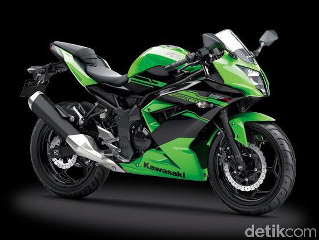 Perang Fitur Ninja 250SL vs Sport Fairing 150 cc Honda, Yamaha, Suzuki Perang Fitur Ninja 250SL vs Sport Fairing 150 cc Honda, Yamaha, Suzuki