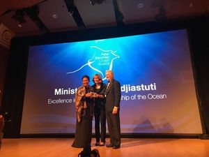 Larang Cantrang dan Illegal Fishing, Susi Dapat Penghargaan Internasional