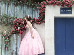 Foto Pernikahan Seorang Diri Pasien Kanker Stadium 4 Ini Jadi Viral