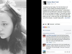 Kisah di Balik Foto Viral Gadis Depresi yang Menyisir Rambut