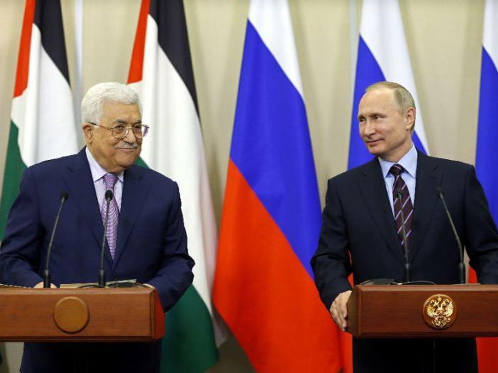 Putin-Presiden Palestina Teleponan Usai Bentrokan di Masjid Al-Aqsa