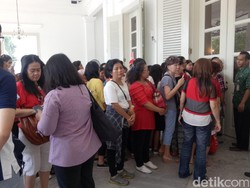Ahok Tak Lagi di Balai Kota, Warga Senang Masih Ada Djarot