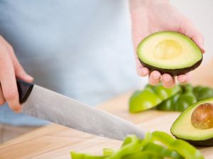 Avocado Hand, Insiden Saat Potong Alpukat yang Makin Banyak Terjadi