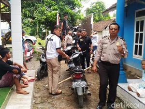 Gerebek Judi Ayam, Polisi Hanya Amankan 3 Ayam dan 11 Motor Gerebek Judi Ayam, Polisi Hanya Amankan 3 Ayam dan 11 Motor