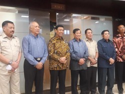 Purnawirawan Jenderal TNI-Polri Dukung Pemerintah Bubarkan HTI