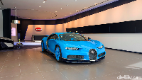 Mengintip Showroom Mobil Mewah di Dubai