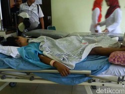 Mandi di Sungai, Janda di Meranti Riau Digigit Buaya