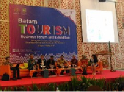 BKPM, KADIN, Bappenas, dan Kemenpar Goda Pelaku Usaha Investasi